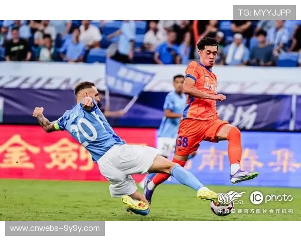 深圳新鹏城VS山东泰山,李小恒庆祝进球